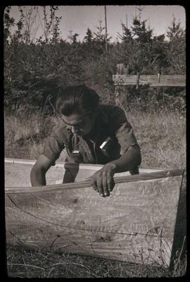 Canoe carving at May 24, 1948 regatta