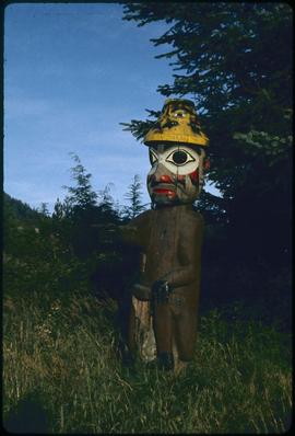 Pointing figure #14 (original), Saxman Park, Ketchikan, Alaska