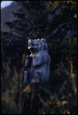 Grizzly bear monument #10, Saxman Park, Ketchikan, Alaska