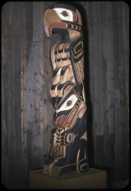 Totem pole on display in Montréal