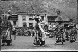 Traditional Tibetian dancing