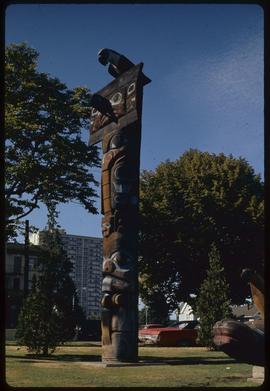 (Replica) Haida mortuary pole, Thunderbird Park, Victoria, B.C.