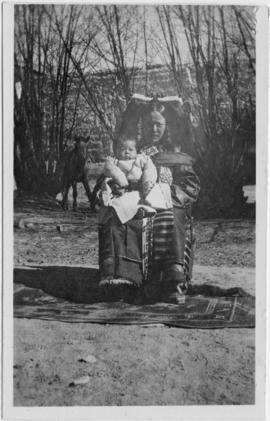 Lhasa woman and child