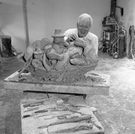[Bill Reid carving Spirit of Haida Gwaii model]