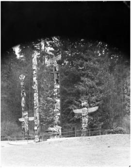 Totem [poles], Stanley Park