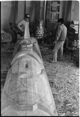 Crew and log at the old UBC carving shed