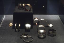 Silver and gold jewelry on display in Montréal